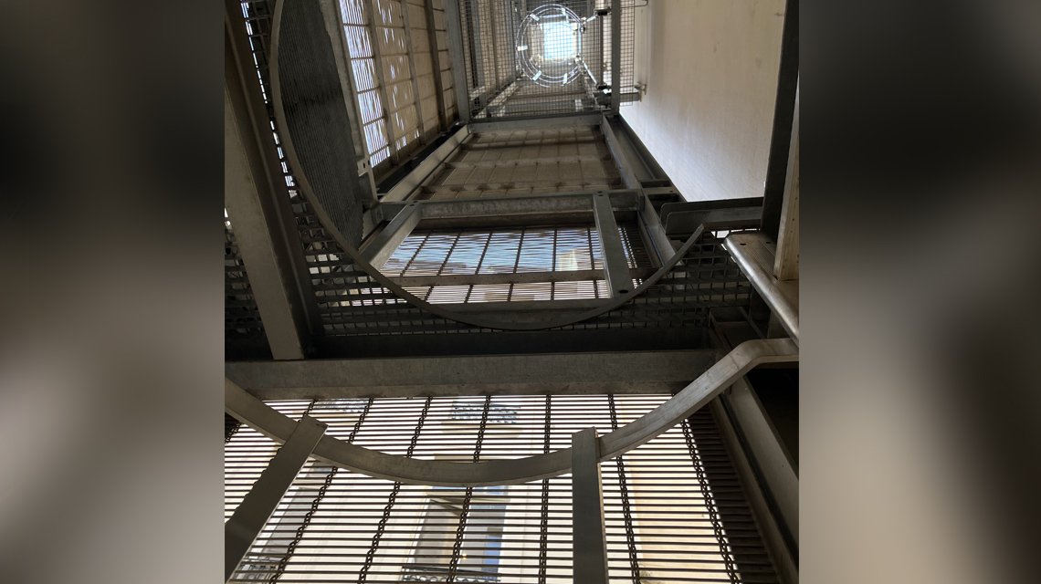 malha metálica para revestimento de unidades de ar condicionado e acesso seguro - <p>malha metálica para revestimento de unidades de ar condicionado e acesso seguro</p>