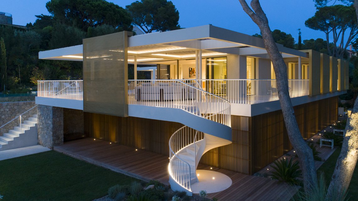 persianas em espiral de malha de alumínio anodizado dourado st tropez - <p>persianas em espiral de malha de alumínio anodizado dourado st tropez</p>