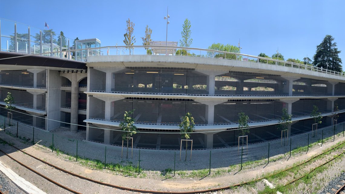 façade en maille métallique TORROJA R pour le parking de Thonon-les-Bains - <p>façade en maille métallique TORROJA R pour le parking de Thonon-les-Bains</p>